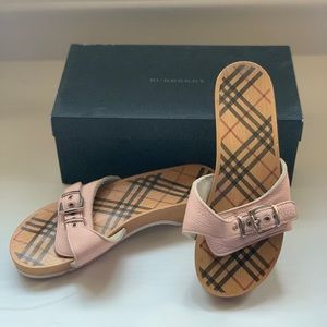 Burberry Clogs